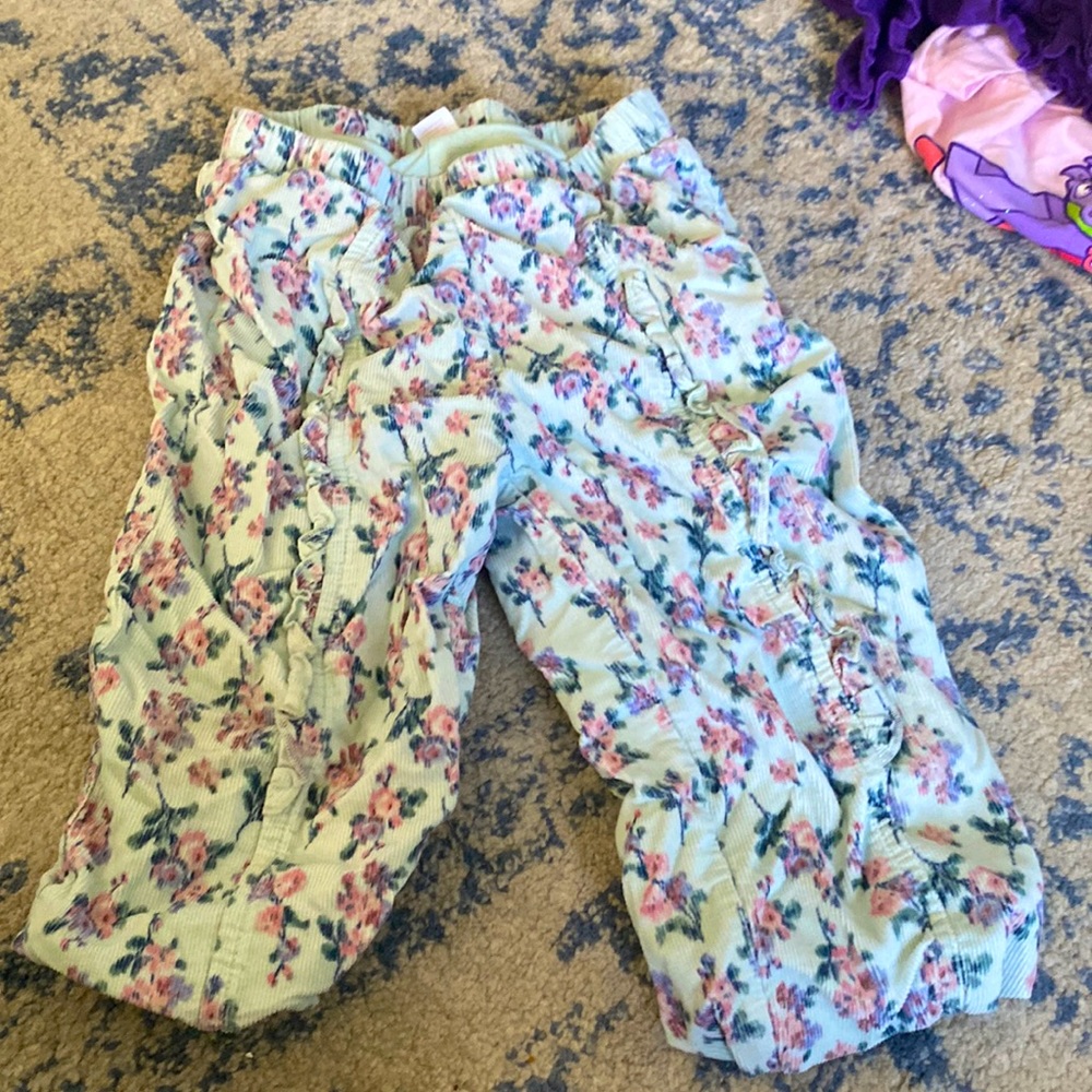 Blue flower pants
